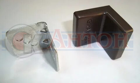 Уголок Грандис 25*25 орех пластик+металл