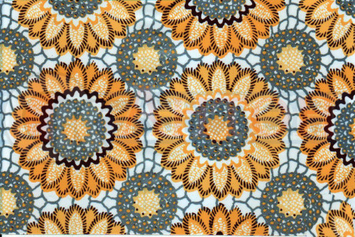 8300 D&B Пленка с/к 0,45х8м ромашка желтая